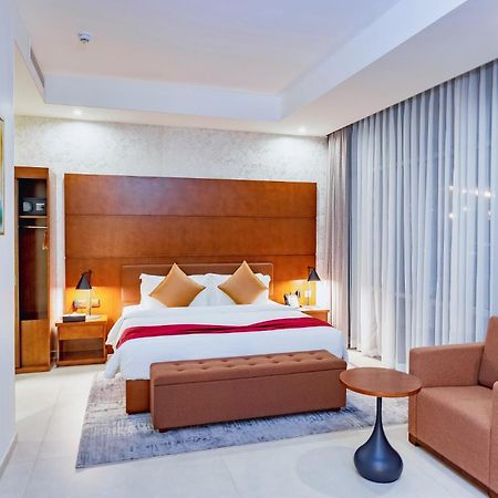 Alisa Hotel Тема Экстерьер фото