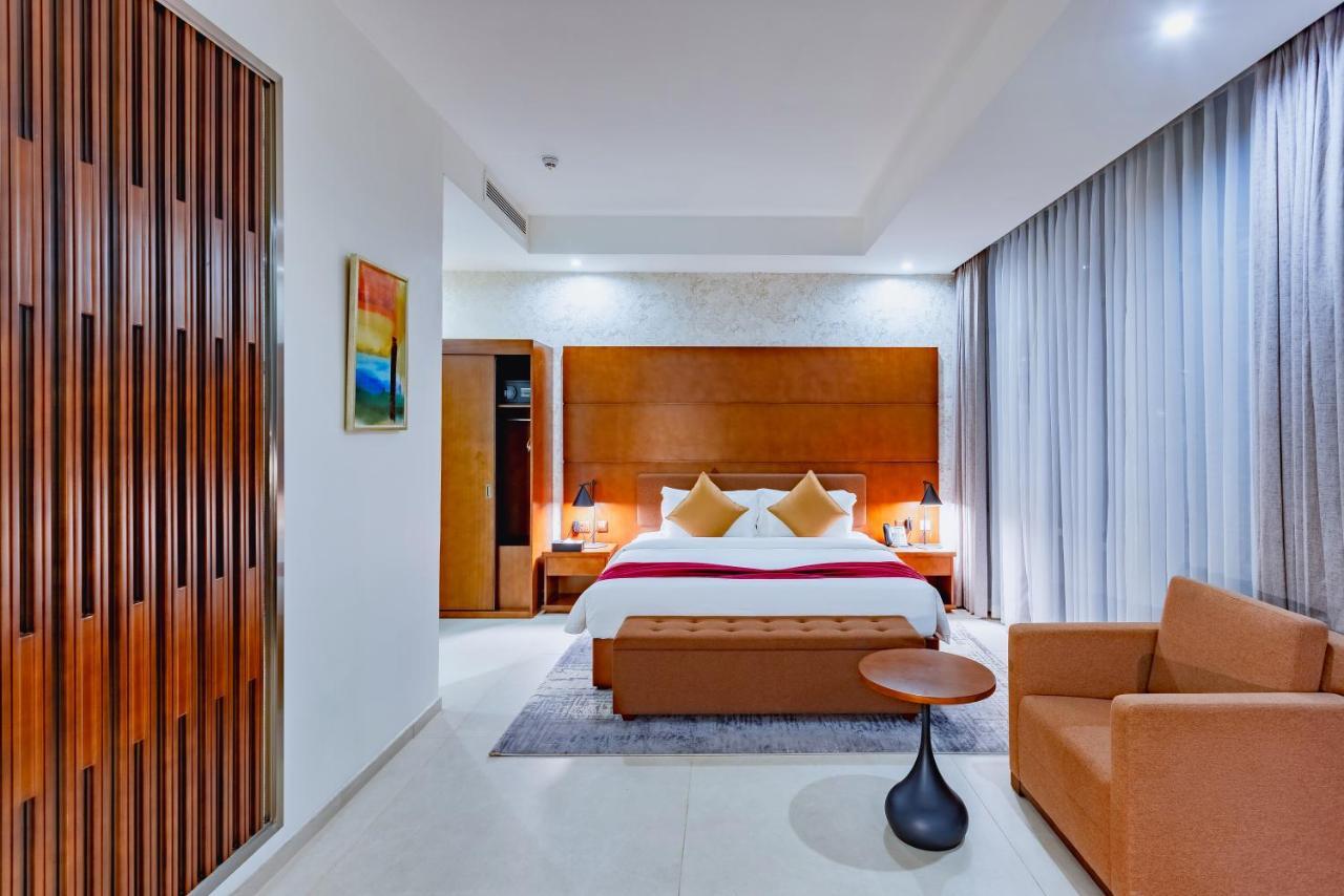 Alisa Hotel Тема Экстерьер фото