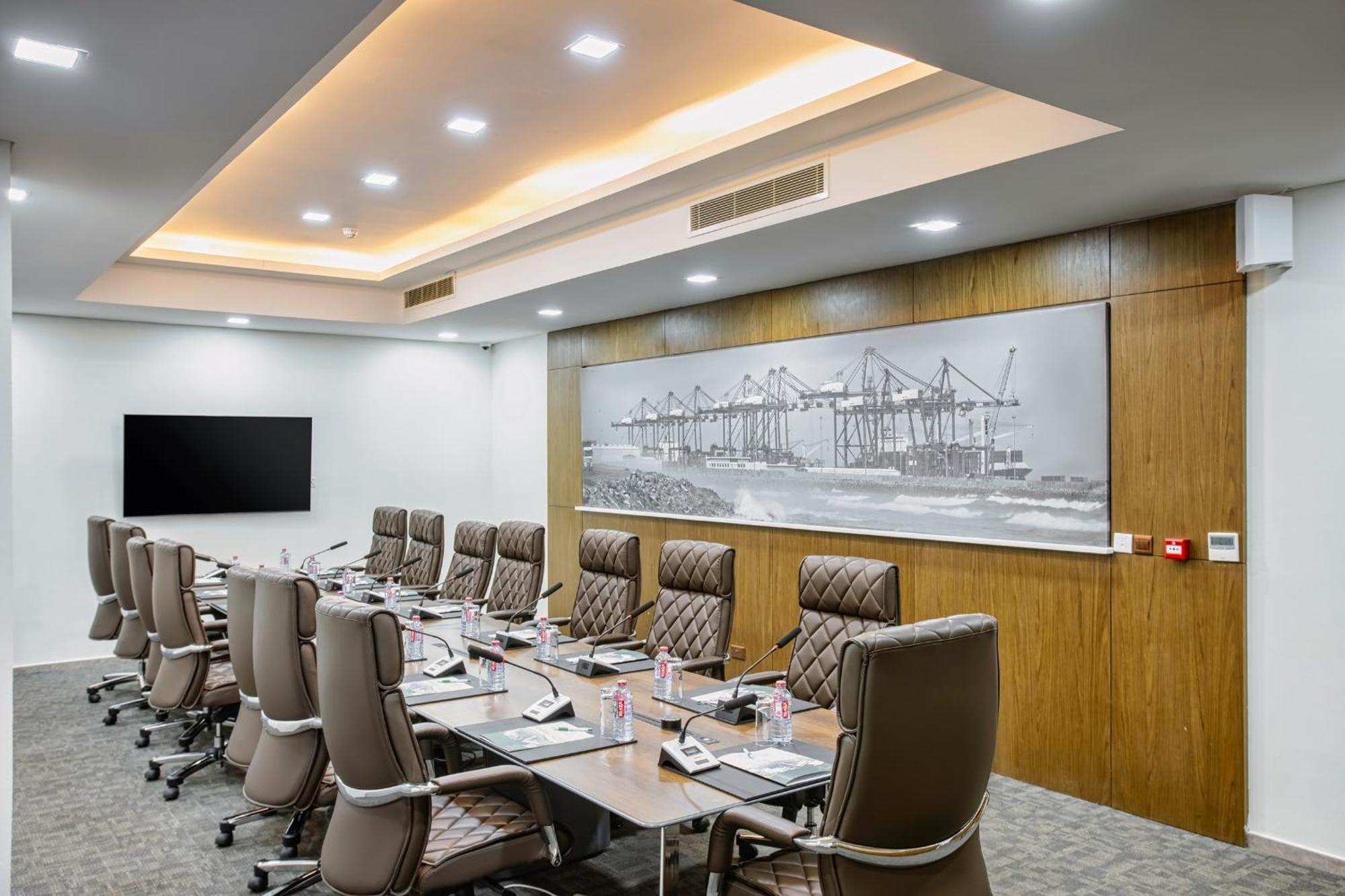 Alisa Hotel Тема Экстерьер фото