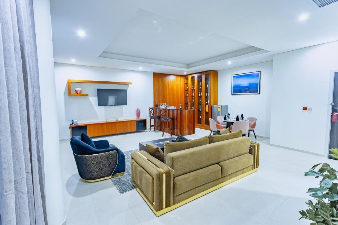 Alisa Hotel Тема Экстерьер фото