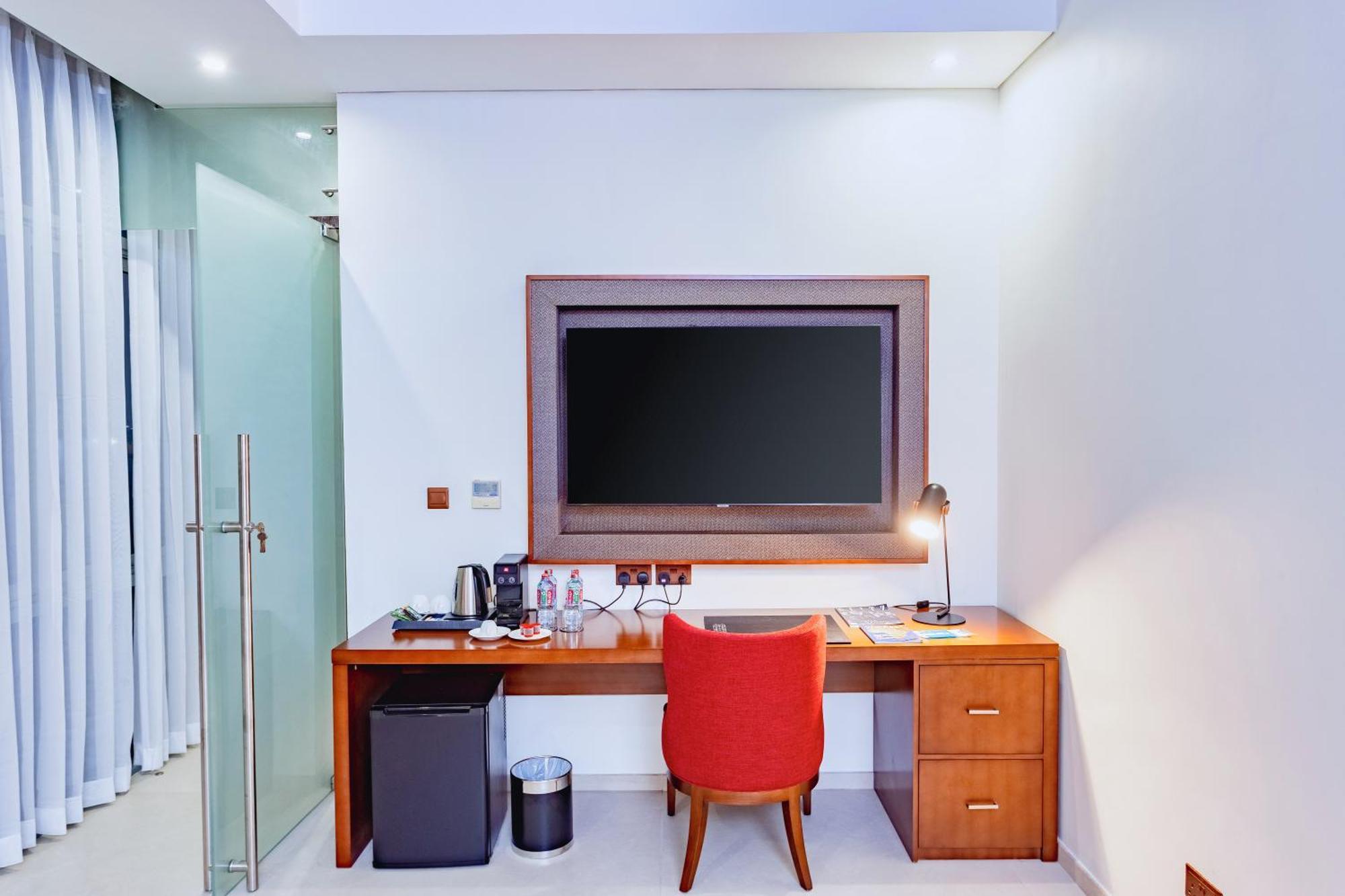 Alisa Hotel Тема Экстерьер фото