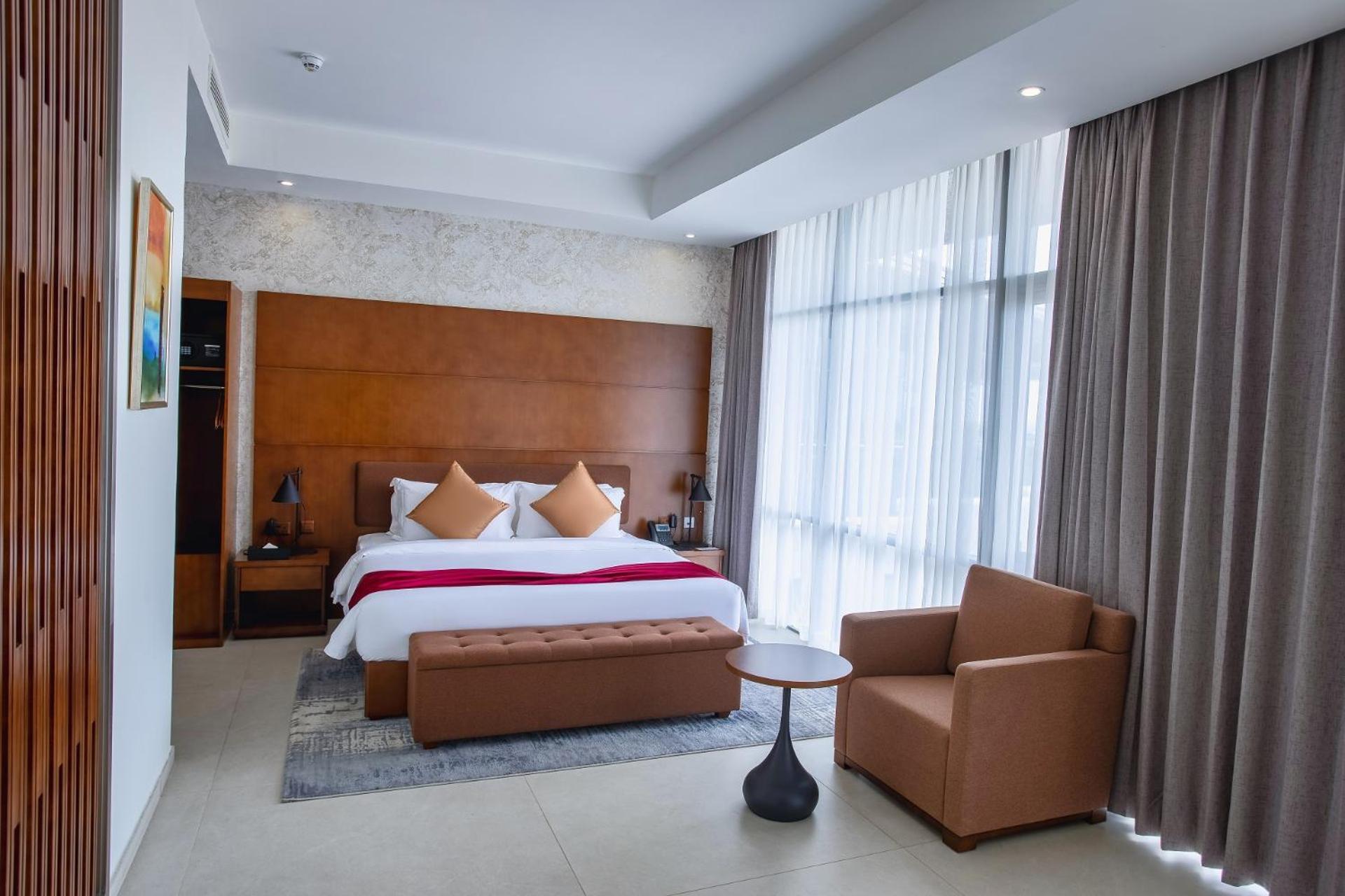 Alisa Hotel Тема Экстерьер фото