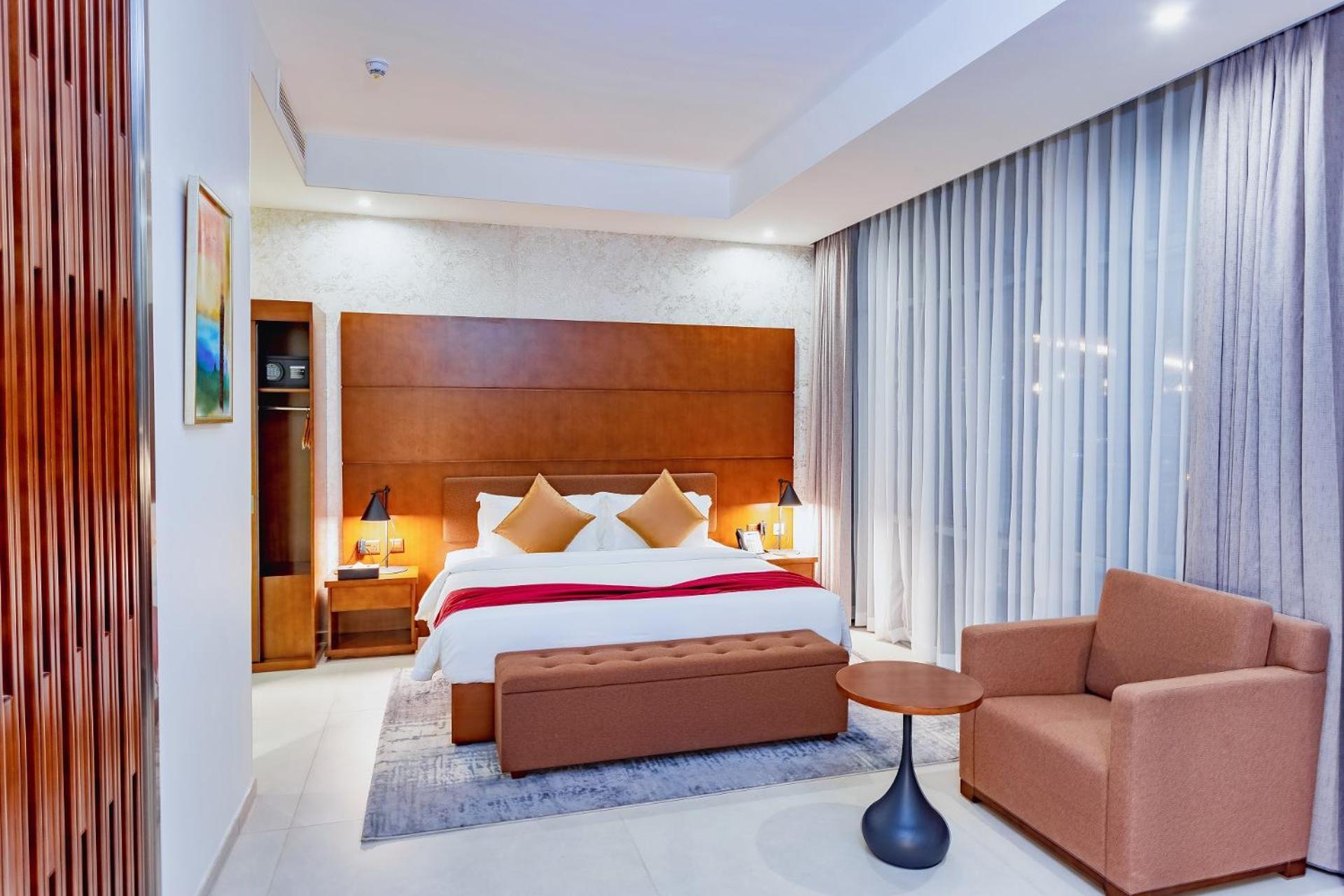 Alisa Hotel Тема Экстерьер фото